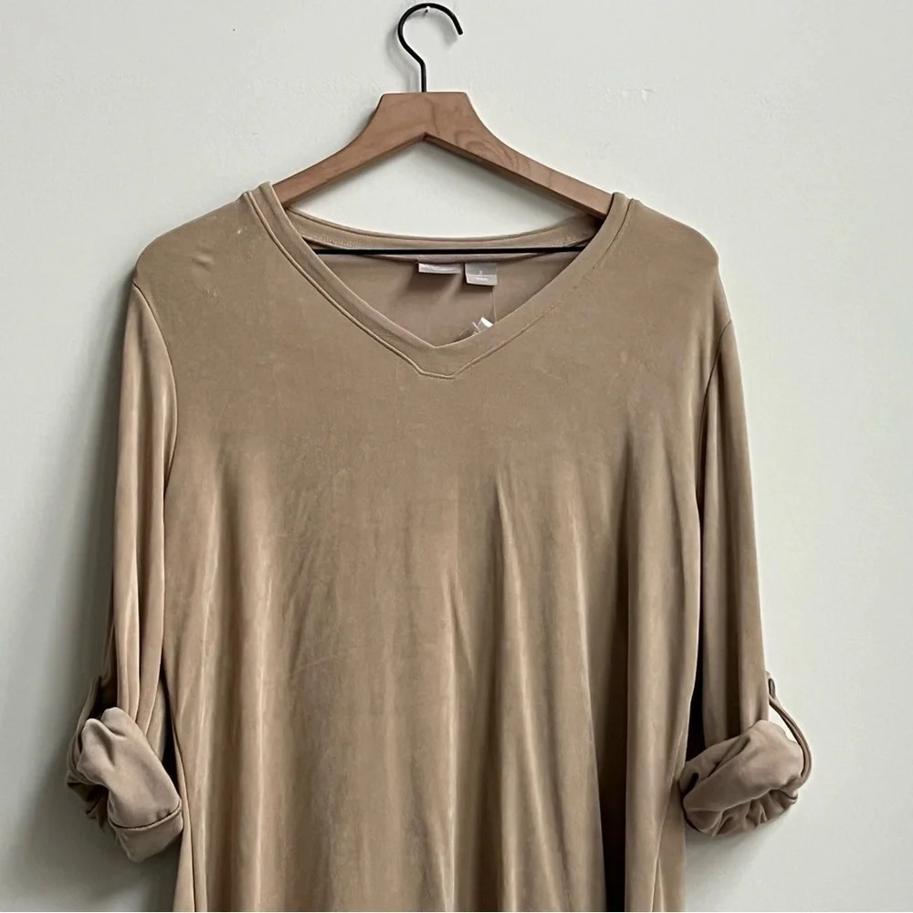 Chicos NWT Travelers Sand V-Neck Long Roll Tab Sleeve Slinky Top Size 2 (12-14) - Picture 5 of 14